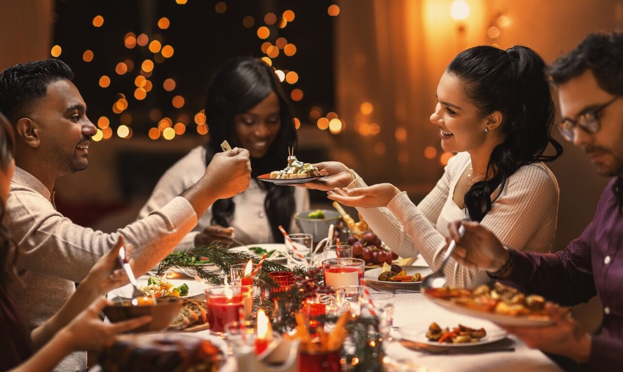 Nutricionista revela como lidar com os excessos de fim de ano