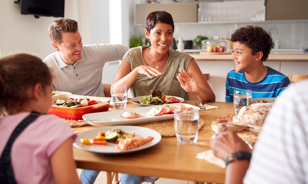 Ter mais refeições em família diminui o estresse, revela pesquisa