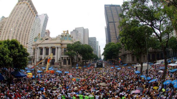 Casos de Covid voltam a aumentar após Carnaval; veja as orientações