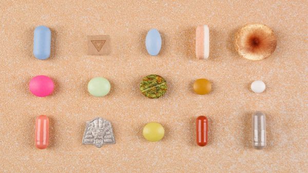 Ecstasy e cogumelos alucinógenos na medicina? Especialista comenta