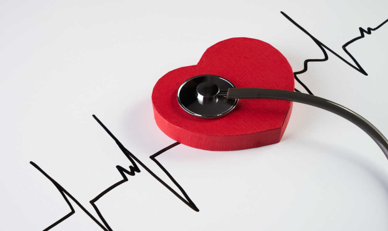 Arritmia cardíaca pode atingir 1 em cada 4 pessoas; veja os sintomas