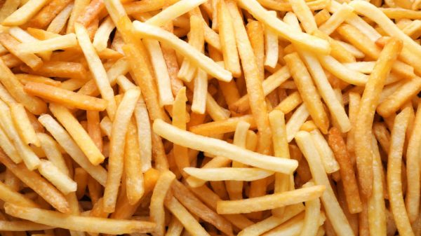 Batata frita pode desencadear ansiedade e depressão, diz estudo