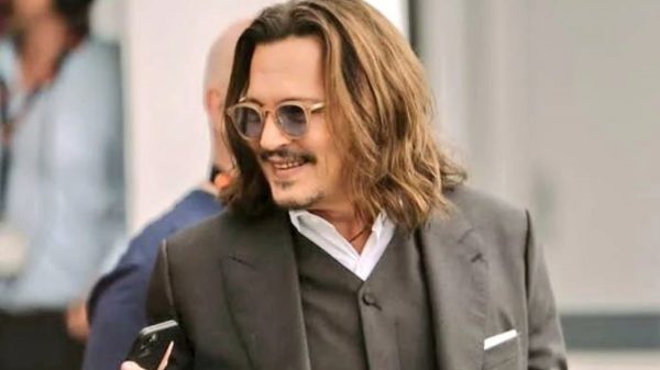Envelhecimento bucal: sorriso de Johnny Depp chama atenção da web