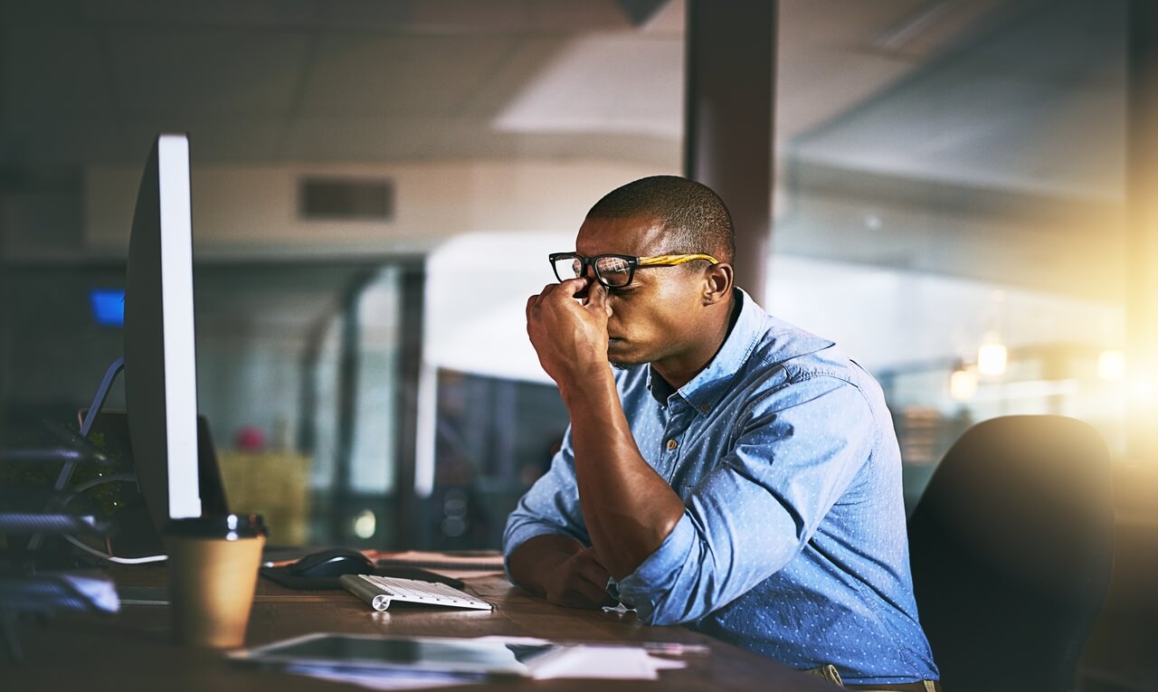 Burnout digital: excesso de tecnologia prejudica a saúde mental