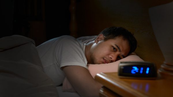 Distúrbios do sono frequentes podem causar doenças, alerta especialista