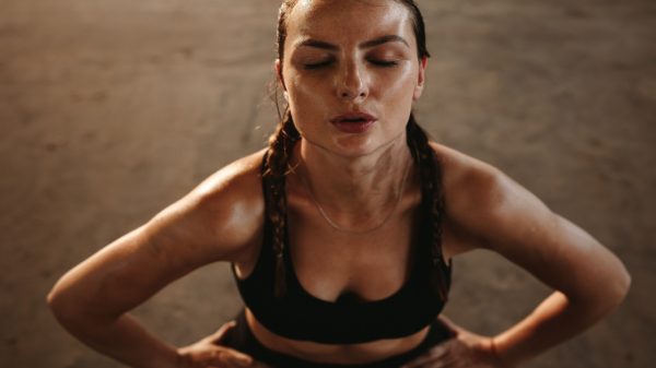 Respiração correta faz toda a diferença no treino; entenda