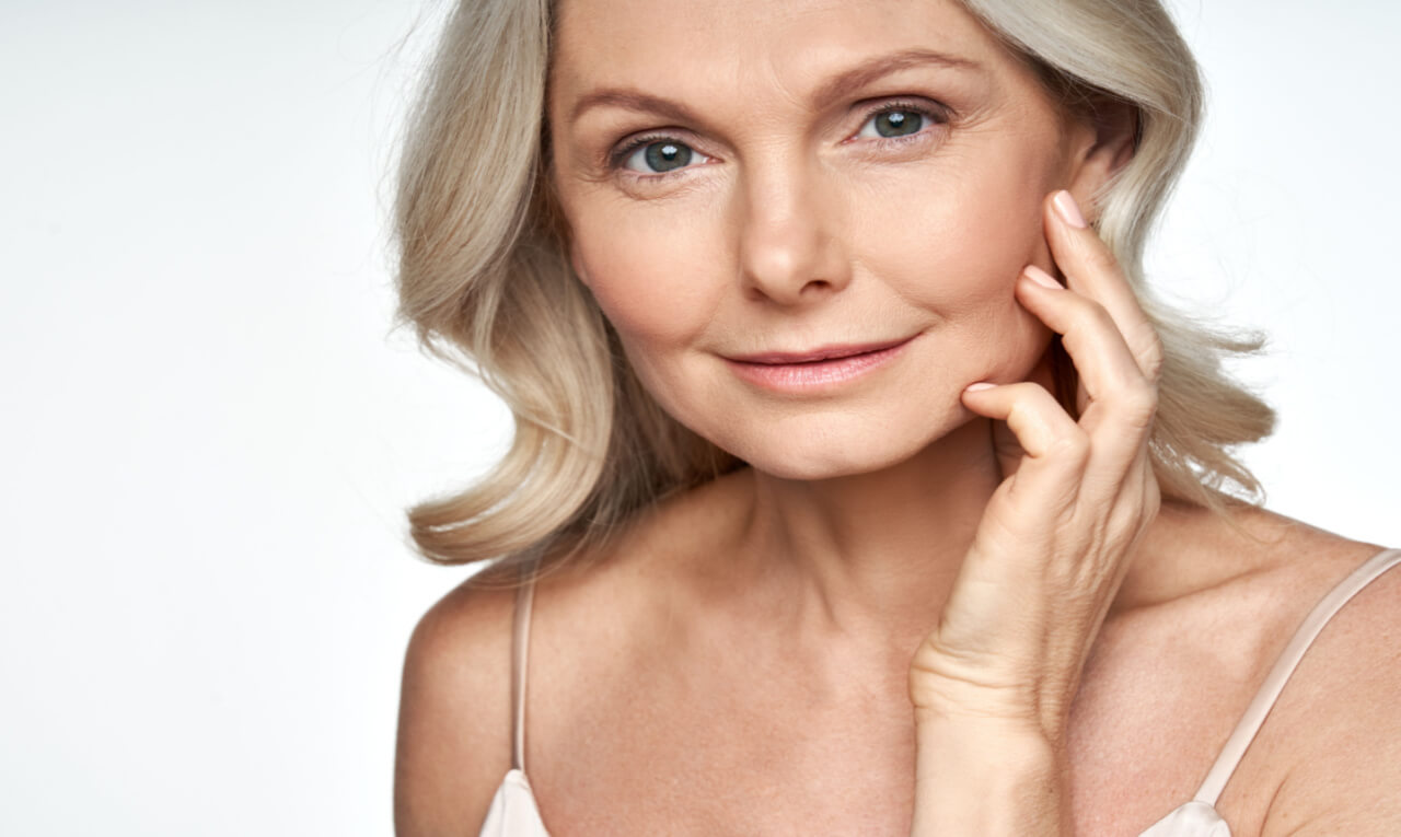 Produção de colágeno cai após menopausa; saiba como reverter
