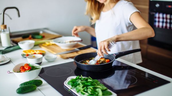 Alimentação caseira pode prevenir doenças crônicas; saiba como