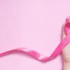 Outubro Rosa: 10 mitos e verdades sobre o câncer de mama