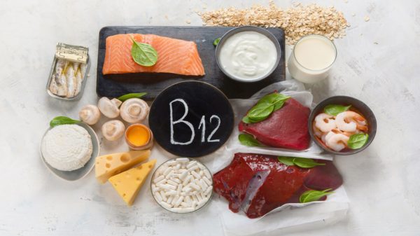 Vitamina B12: quais os sinais de deficiência e quando suplementar