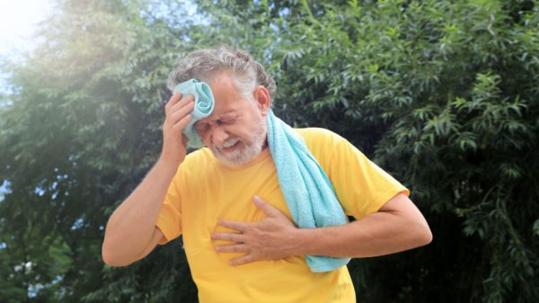 Cardiologista ensina como evitar episódios cardiovasculares durante o calor