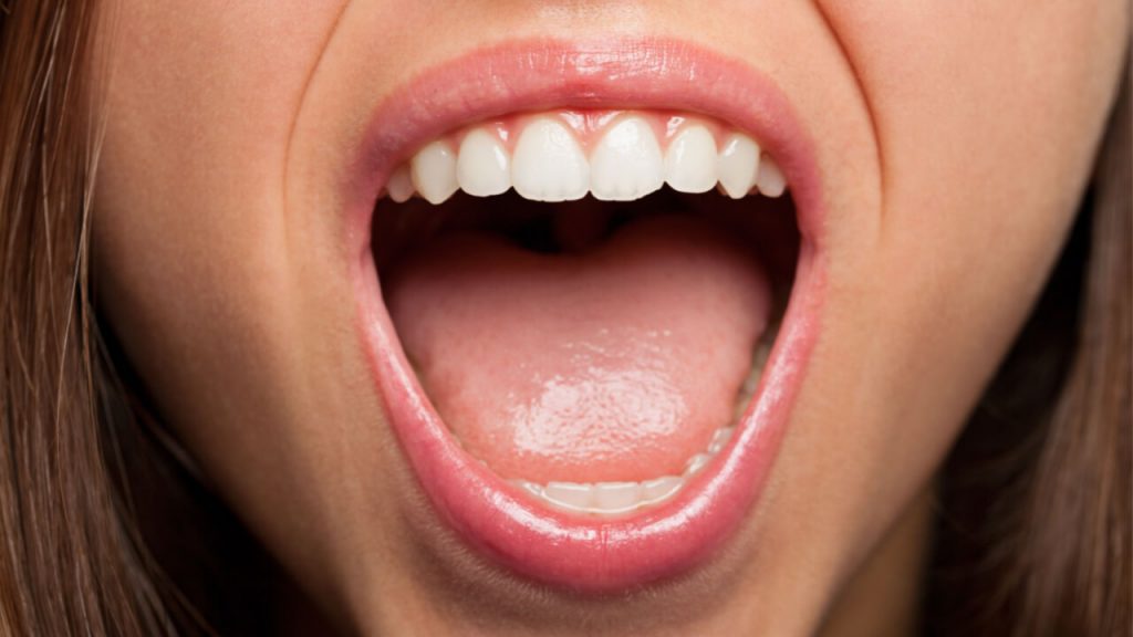 Sintomas que surgem na boca podem indicar diabetes; veja quais