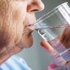 Gerontóloga aponta os sintomas de desidratação em idosos