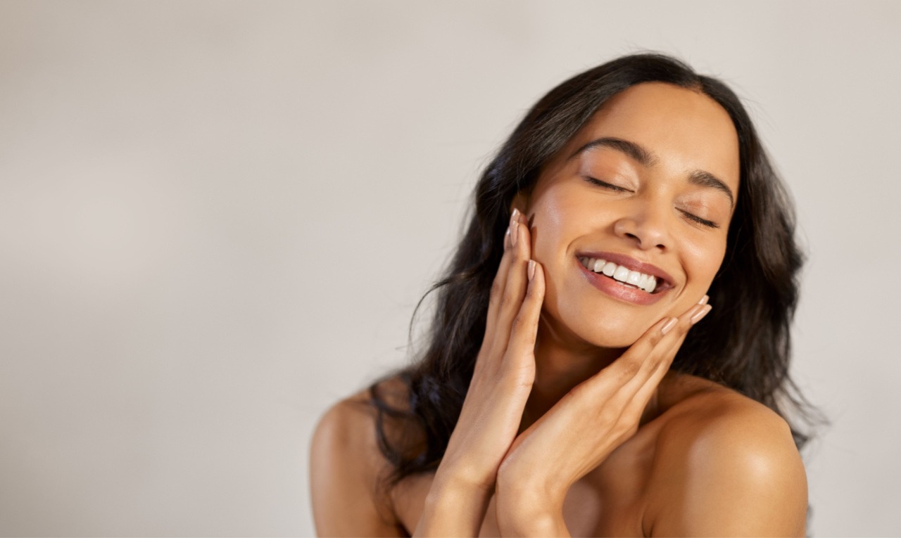 Médica lista 5 suplementos essenciais para uma pele bonita
