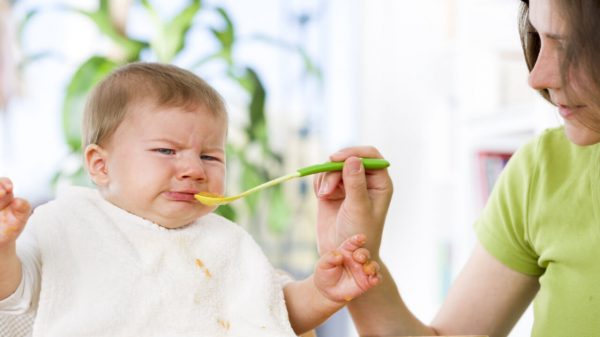 Alergia alimentar: entenda se esse é o caso do seu bebê