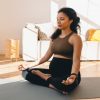 Yoga na gravidez: conheça os benefícios e posições indicadas