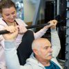 Pode praticar musculação na terceira idade? Entenda as recomendações