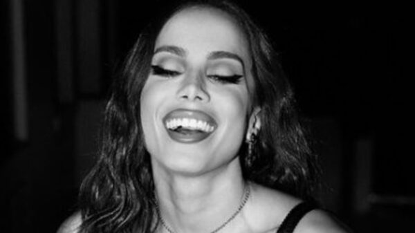 Anitta quer fazer cirurgia na testa: entenda motivo e riscos do procedimento