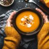 O que comer no frio? Nutricionista dá dicas de alimentação saudável