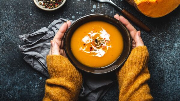 O que comer no frio? Nutricionista dá dicas de alimentação saudável