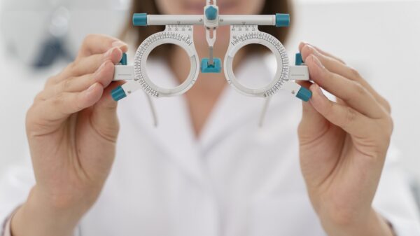 A campanha Abril Marrom busca conscientizar sobre a prevenção e o tratamento de doenças oculares